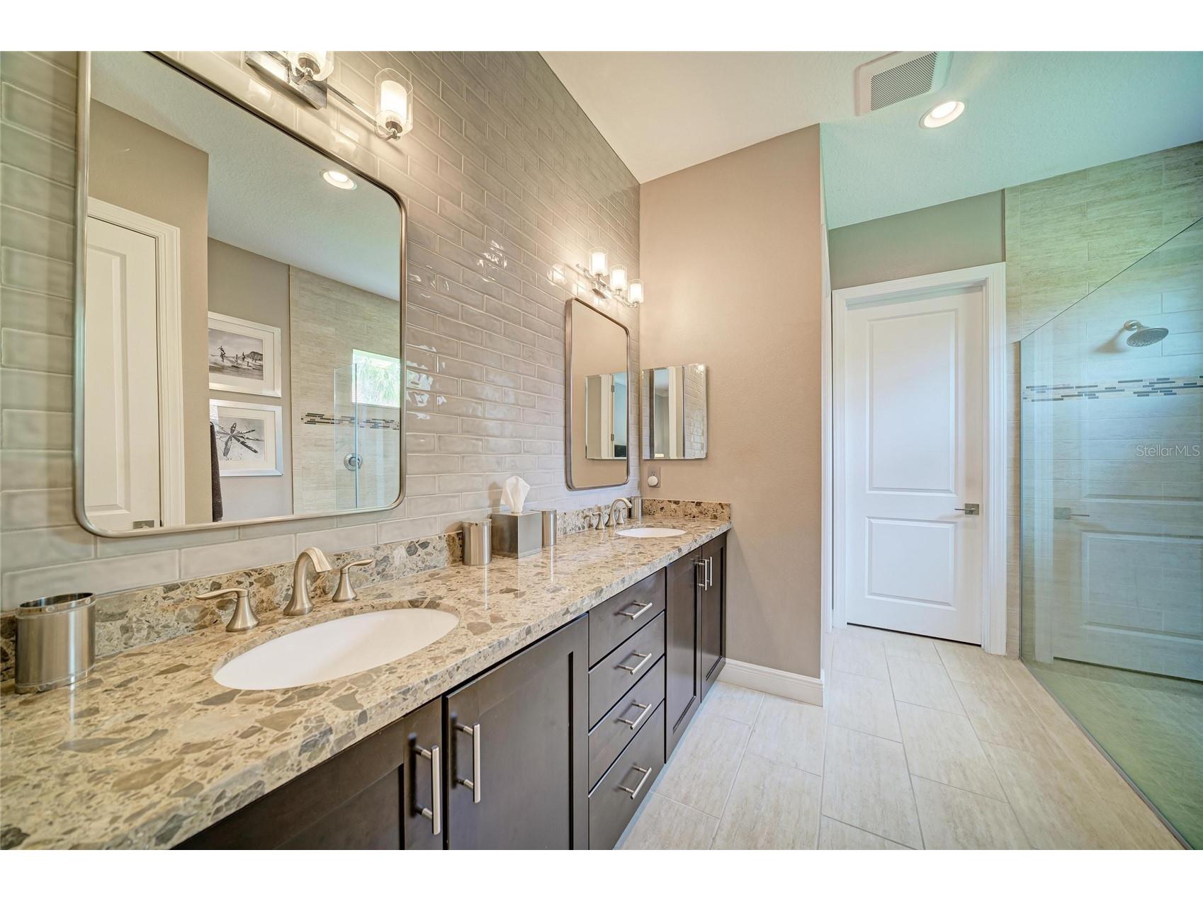10121 Marbella Drive Bradenton FL 34211 A4699102 image35