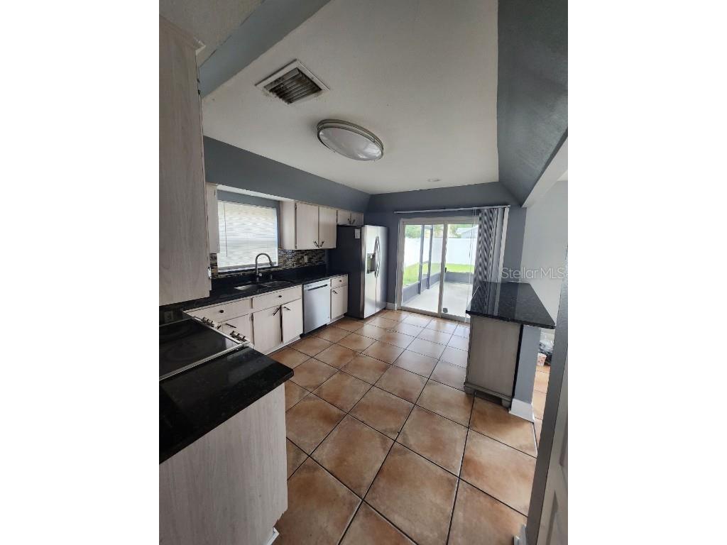 10121 Sea Spray Place Tampa FL 33624 TB8452923 image13