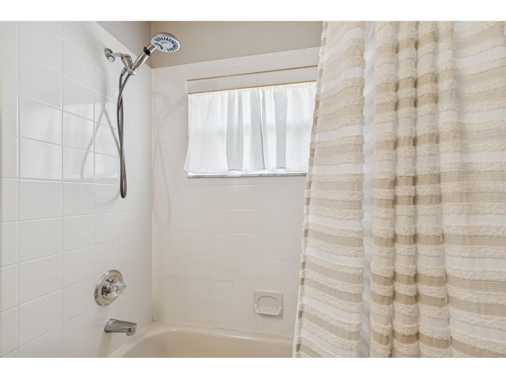 10122 Whisper Pointe Drive Tampa FL 33647 TB8469618 image32