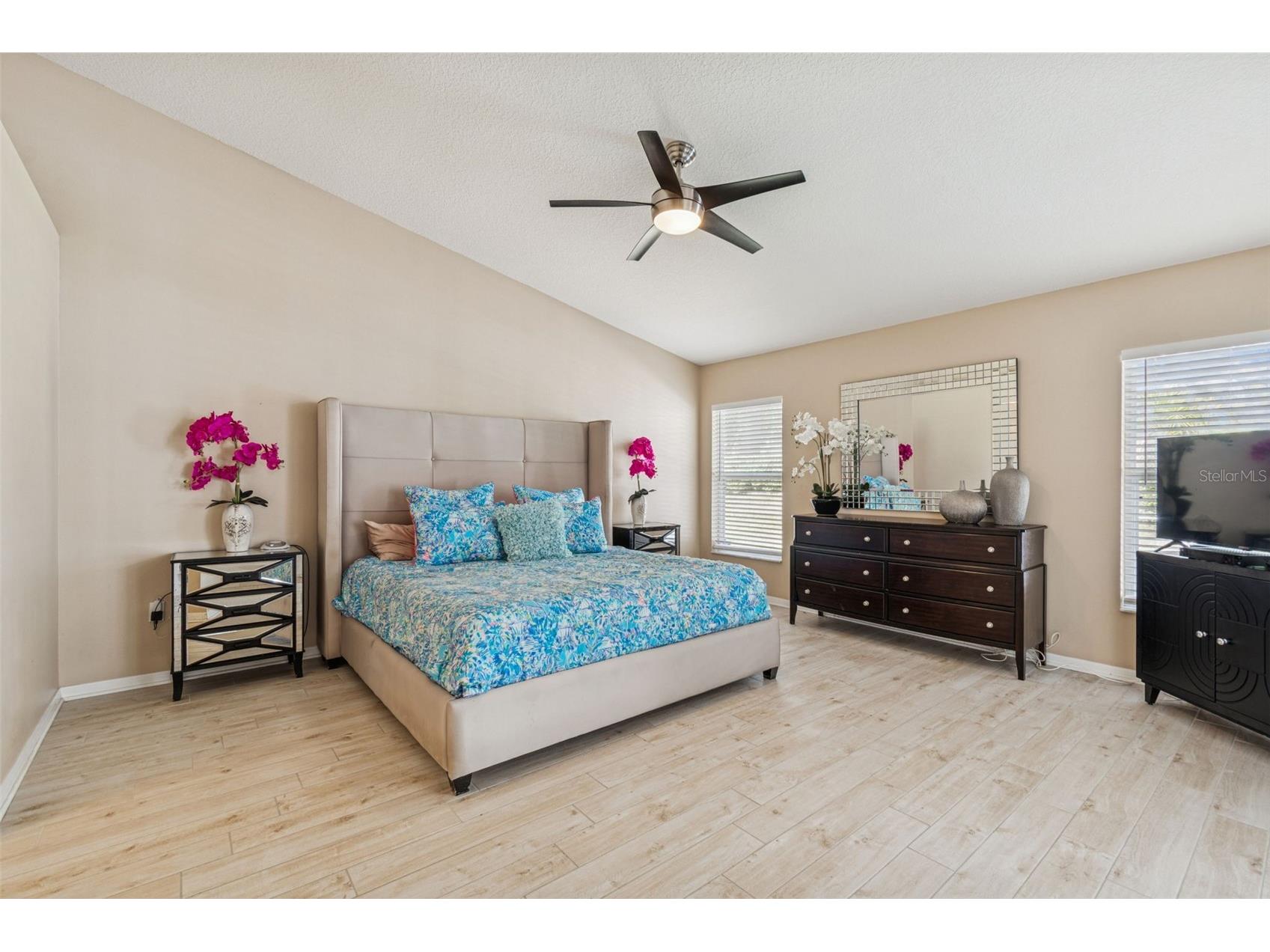 10122 Whisper Pointe Drive Tampa FL 33647 TB8469618 image44