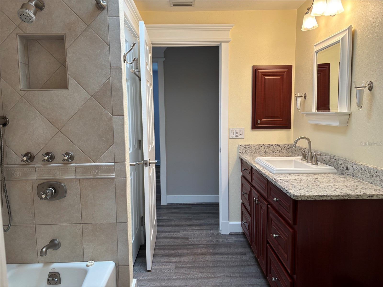 10123 Bay Avenue Englewood FL 34224 A4692751 image19