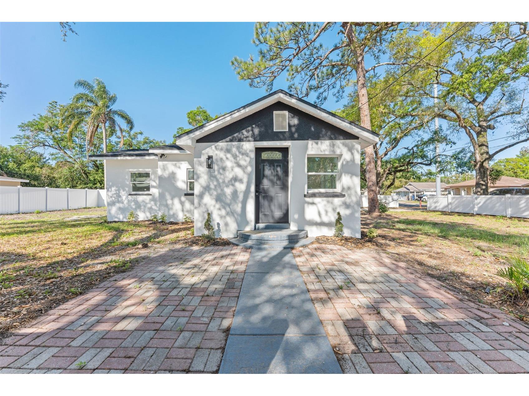 10124 N Hyacinth Avenue Tampa FL 33612 TB8489499 image1