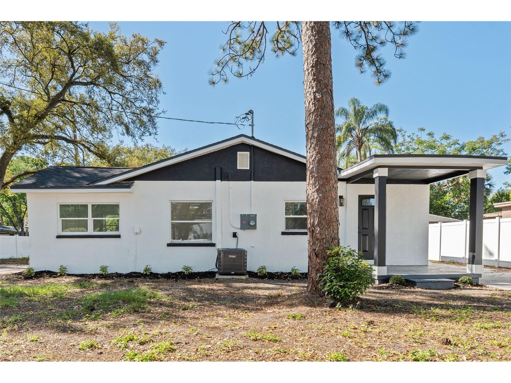 10124 N Hyacinth Avenue Tampa FL 33612 TB8489499 image4