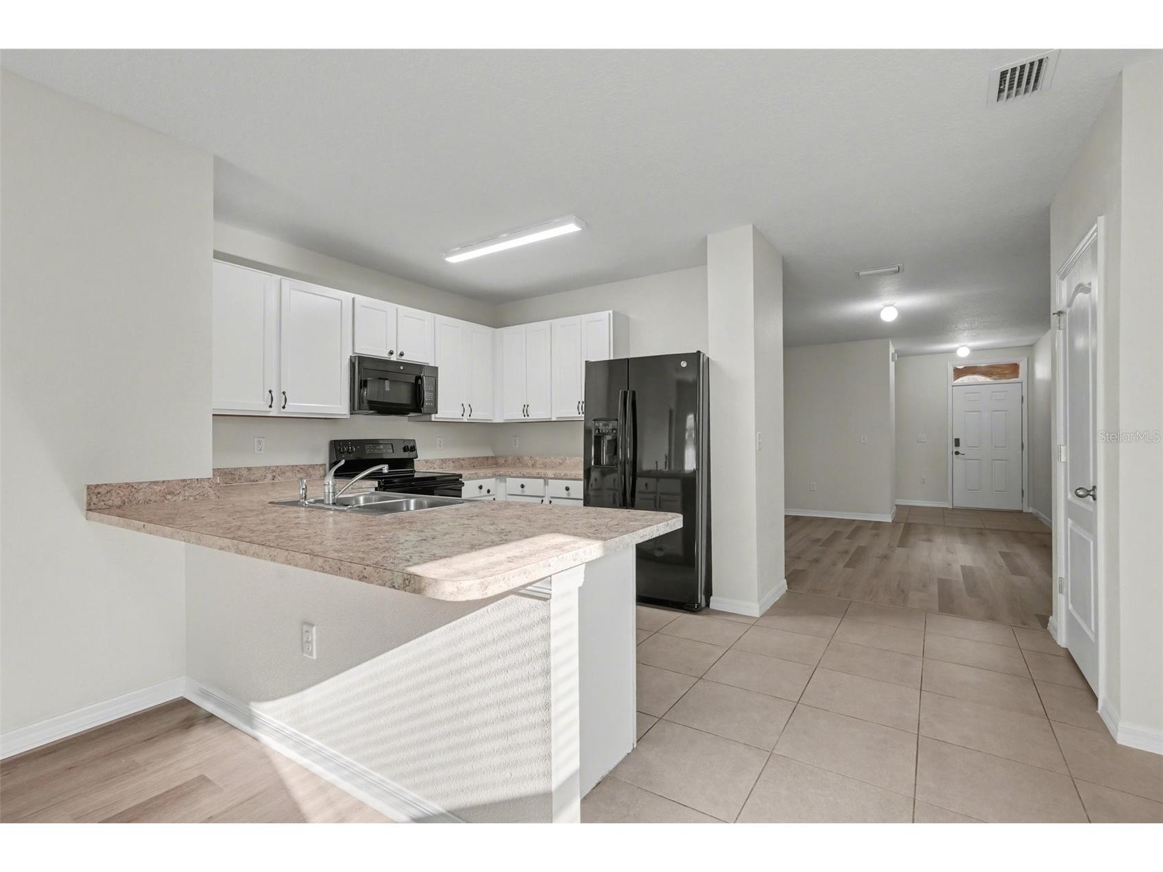 10125 Hawk Storm Avenue Tampa FL 33610 TB8490210 image13