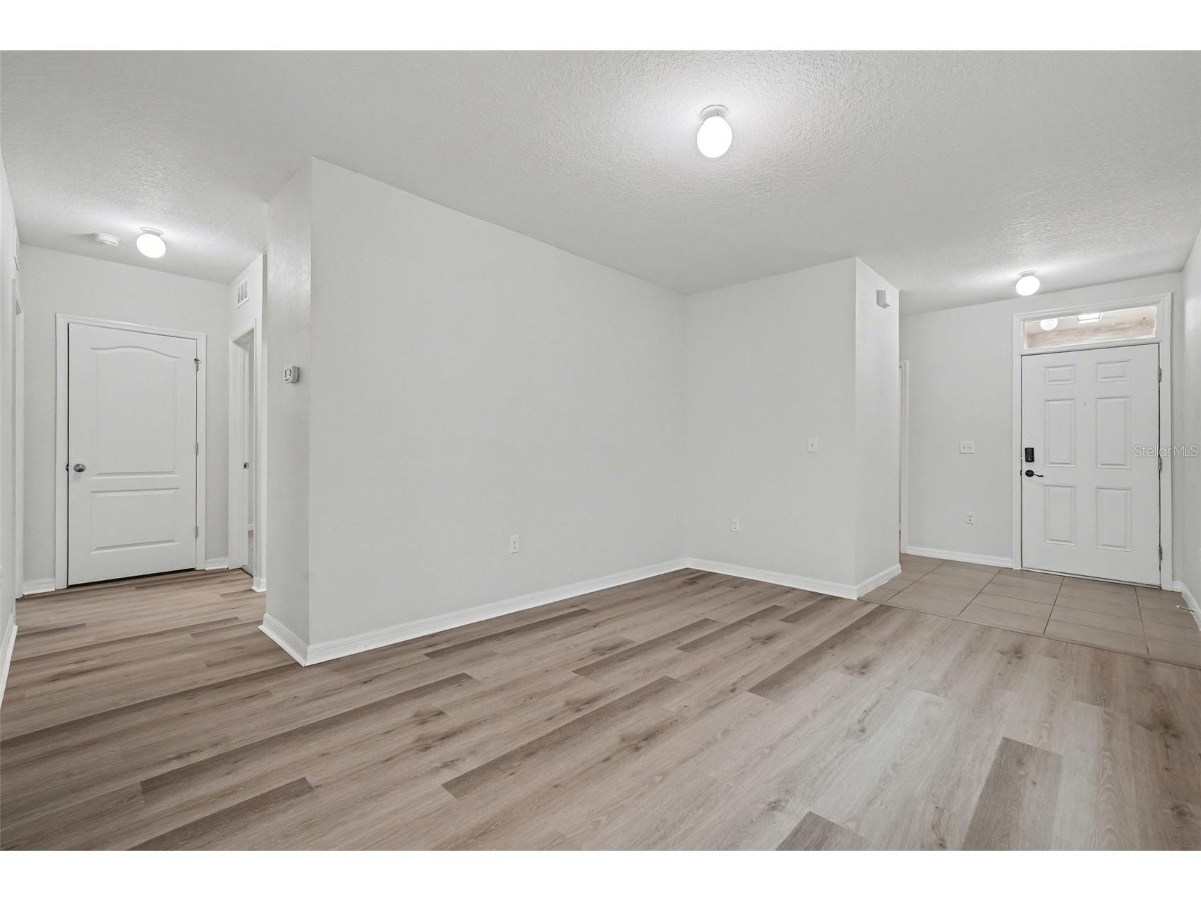 10125 Hawk Storm Avenue Tampa FL 33610 TB8490210 image6