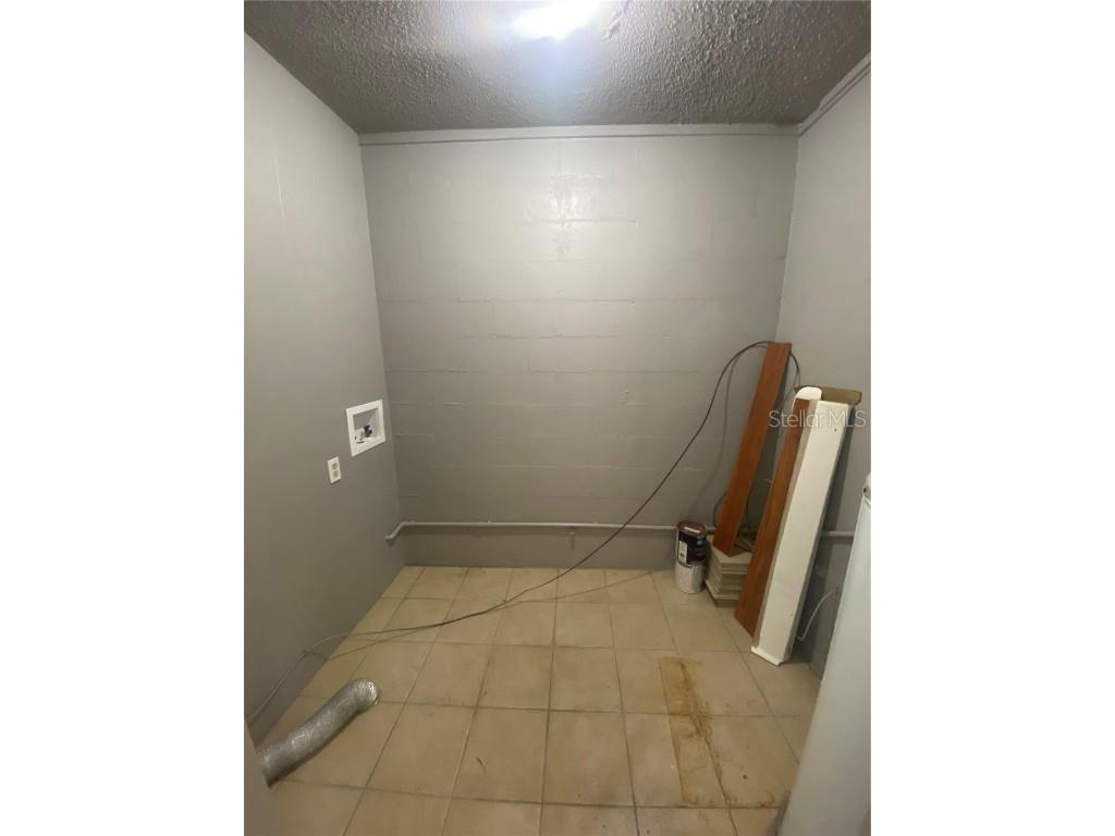 10125 Lake Oak Cir Tampa FL 33624 TB8452597 image11