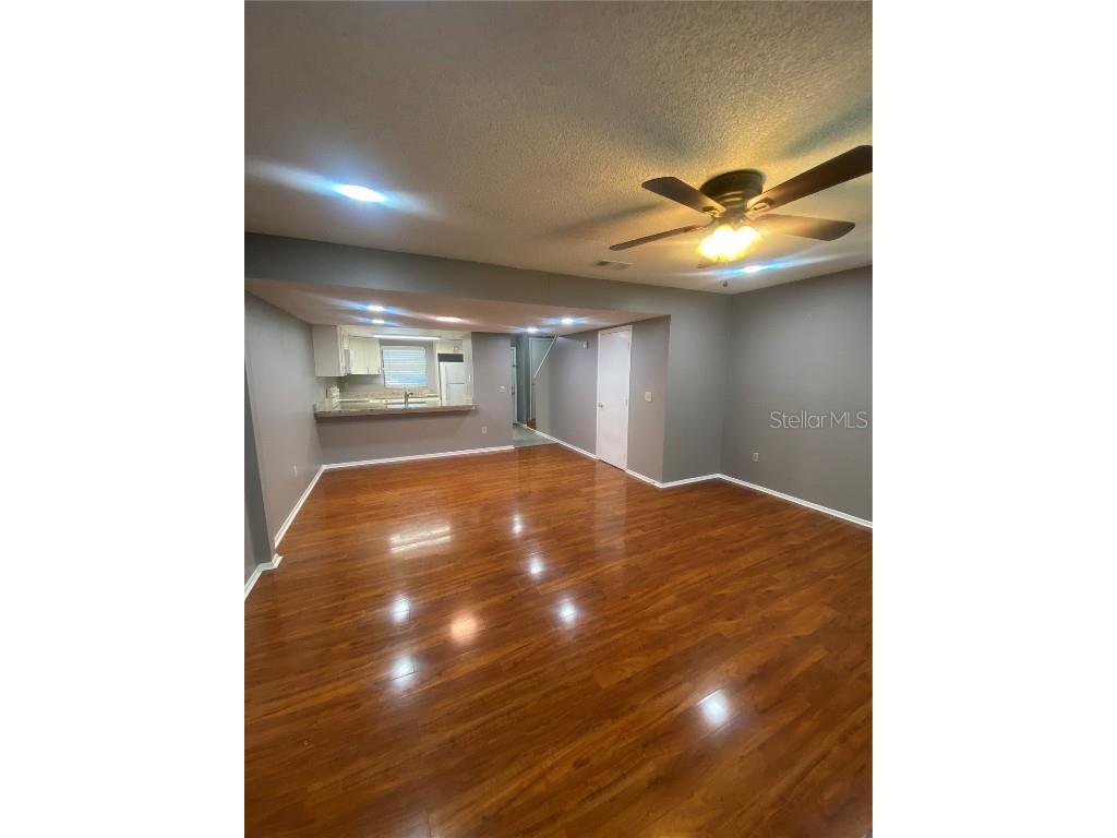 10125 Lake Oak Cir Tampa FL 33624 TB8452597 image3