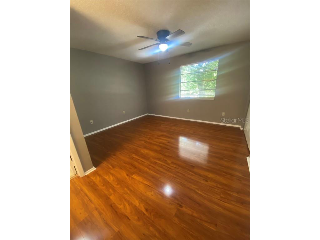 10125 Lake Oak Cir Tampa FL 33624 TB8452597 image5