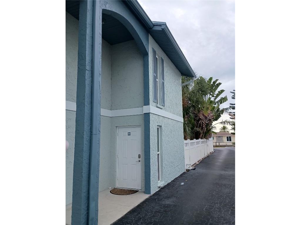 10125 Manatee Avenue W #A4 Bradenton FL 34209 - SARASOTA BAY A4673726 image1