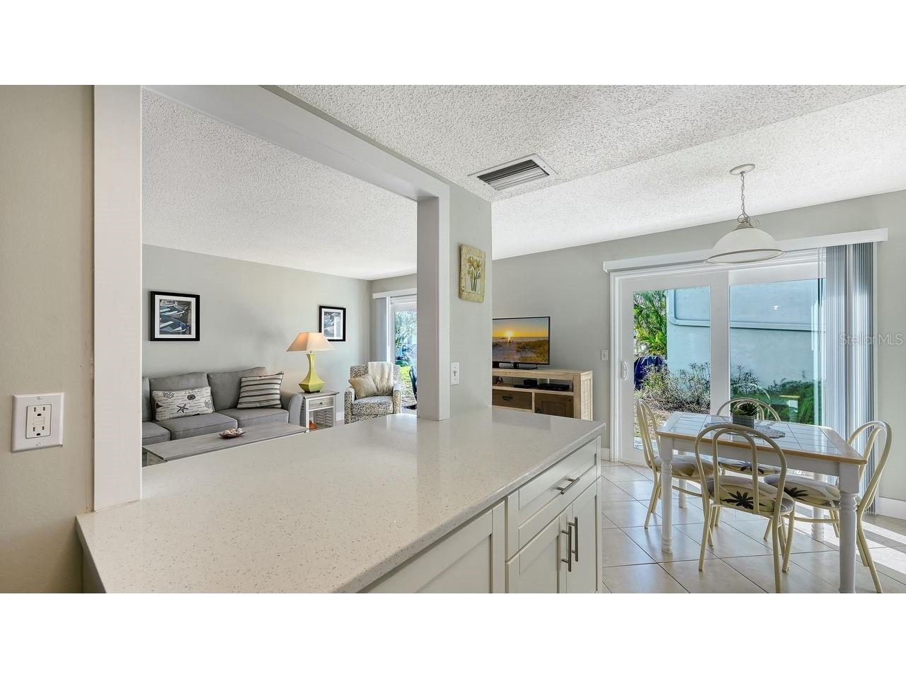 10125 W Manatee Avenue W #D2 Bradenton FL 34209 A4677770 image4