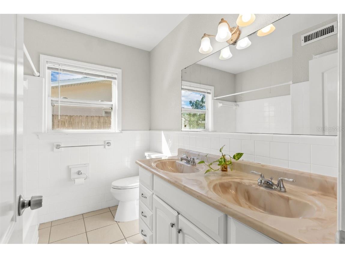 10126 Bahama Court Seminole FL 33776 TB8438315 image13