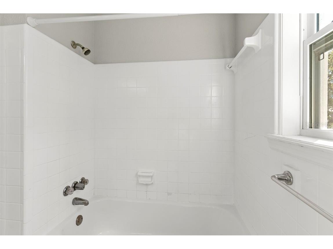 10126 Bahama Court Seminole FL 33776 TB8438315 image14