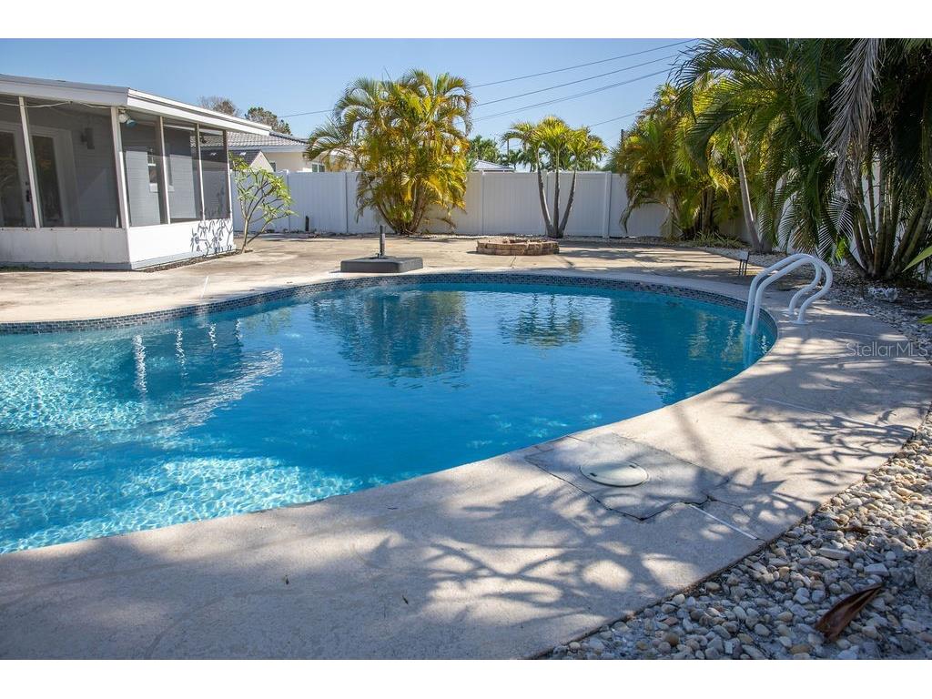 10126 E 4th Street E Treasure Island FL 33706 O6408617 image10