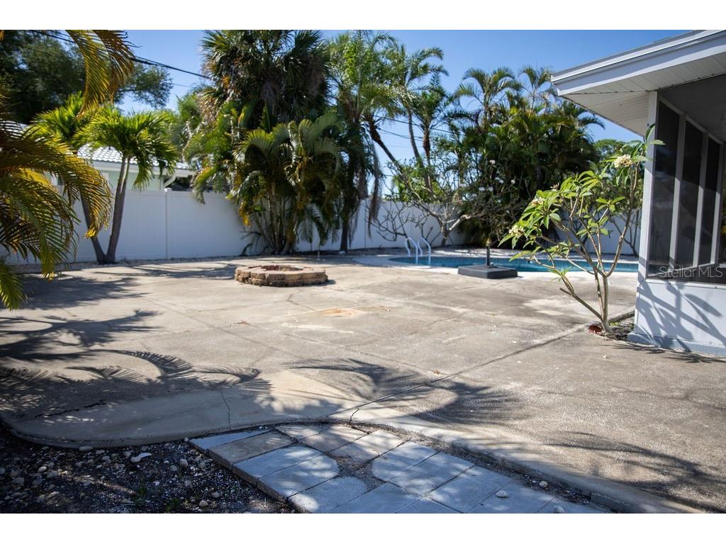 10126 E 4th Street E Treasure Island FL 33706 O6408617 image12