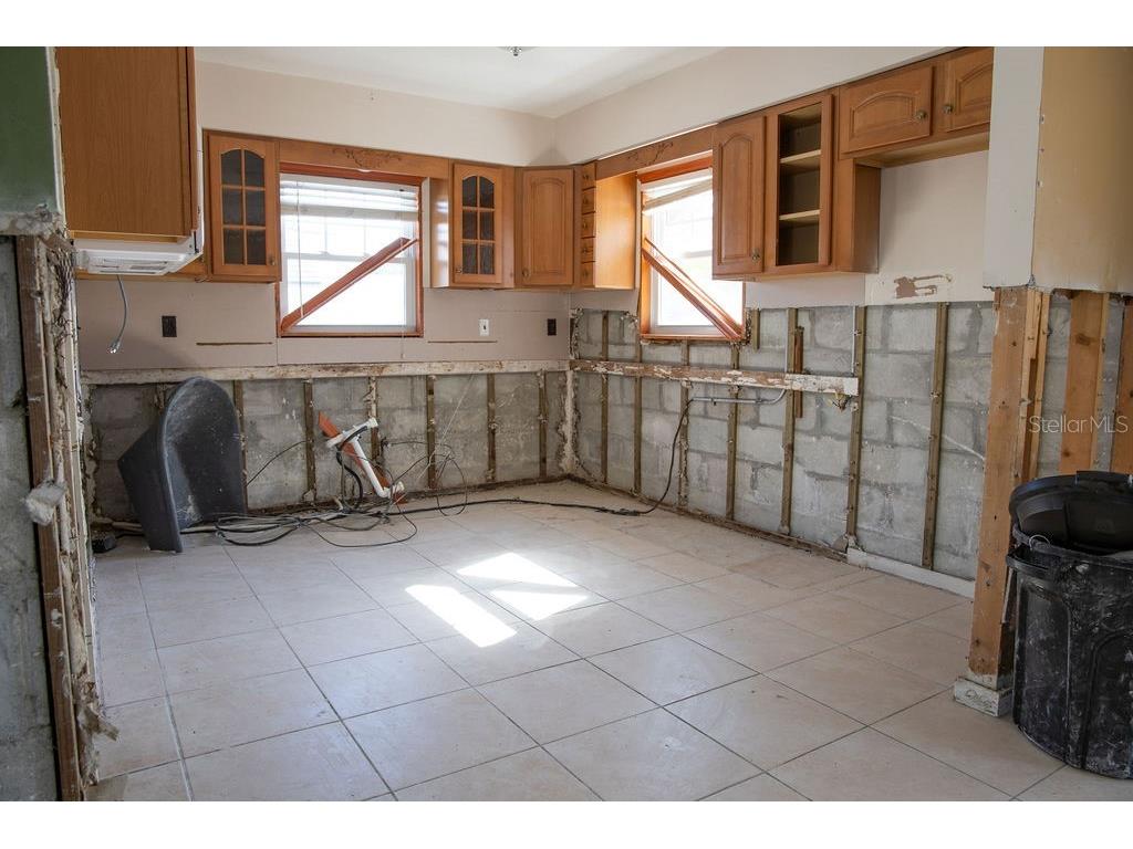 10126 E 4th Street E Treasure Island FL 33706 O6408617 image17