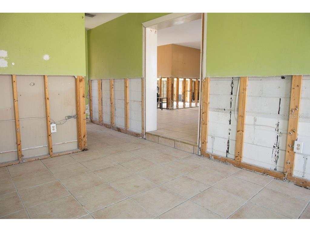 10126 E 4th Street E Treasure Island FL 33706 O6408617 image25