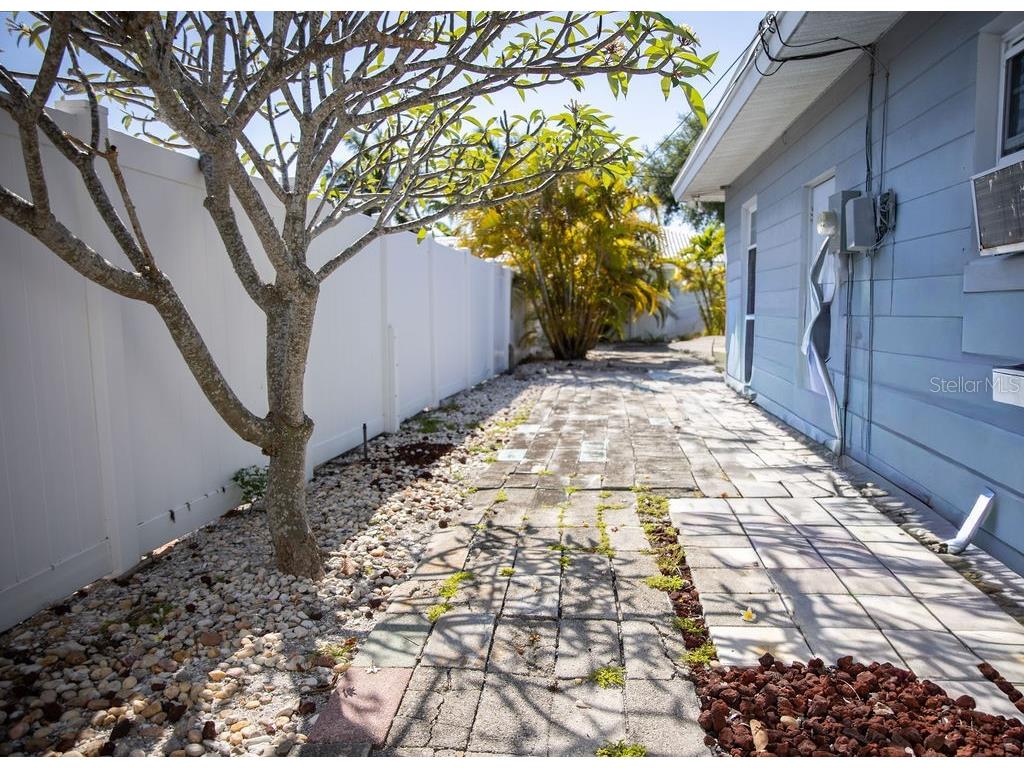 10126 E 4th Street E Treasure Island FL 33706 O6408617 image6