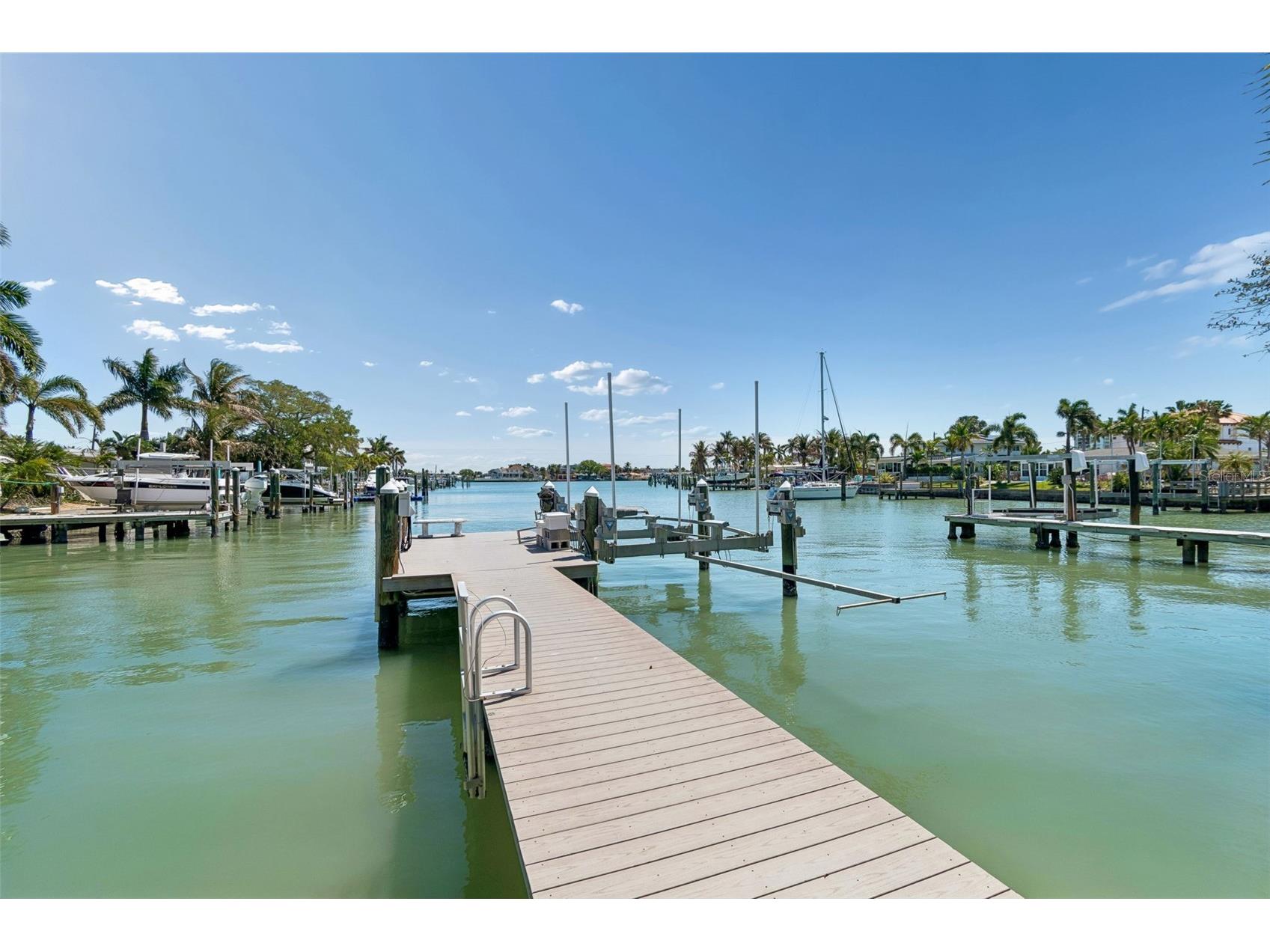 10127 Paradise Boulevard Treasure Island FL 33706 TB8490499 image18