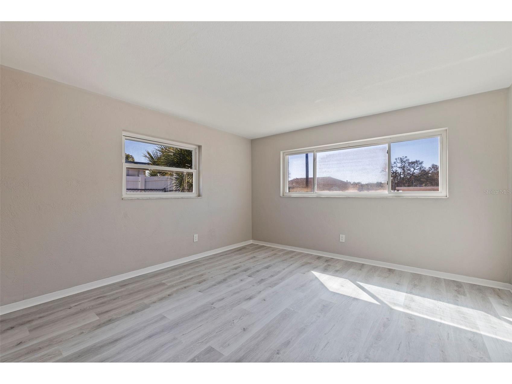 1013 55th Terrace S Saint Petersburg FL 33705 TB8478962 image24