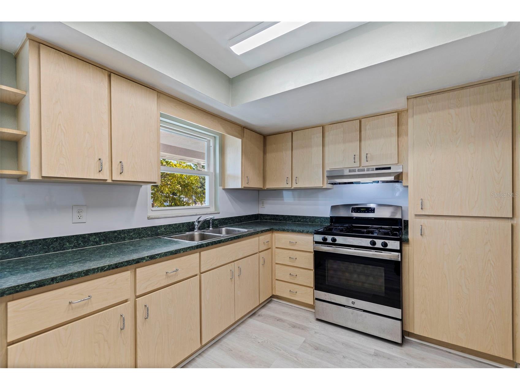 1013 55th Terrace S Saint Petersburg FL 33705 TB8478962 image7