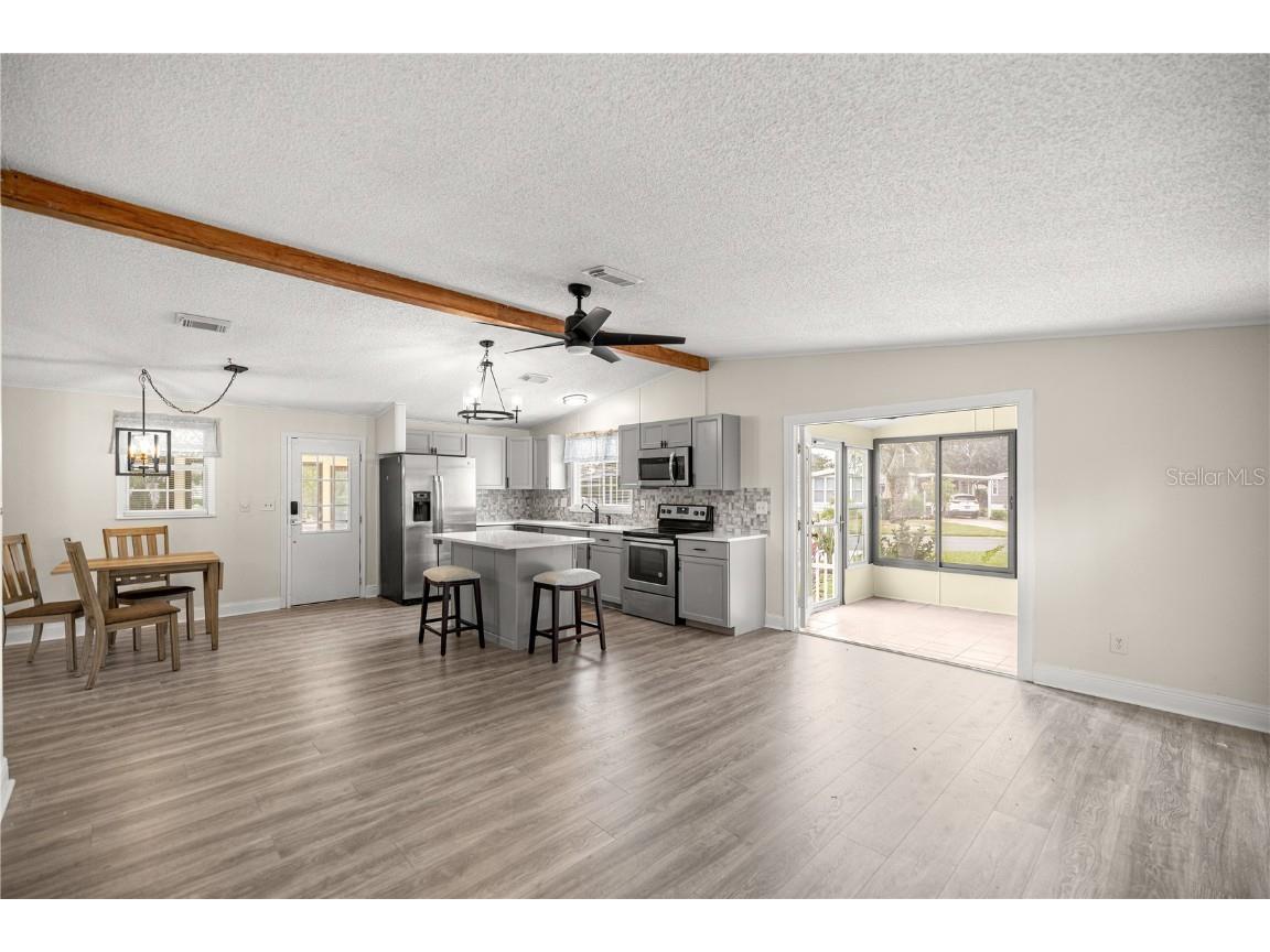 1013 Ann Avenue Lady Lake FL 32159 OM709854 image3