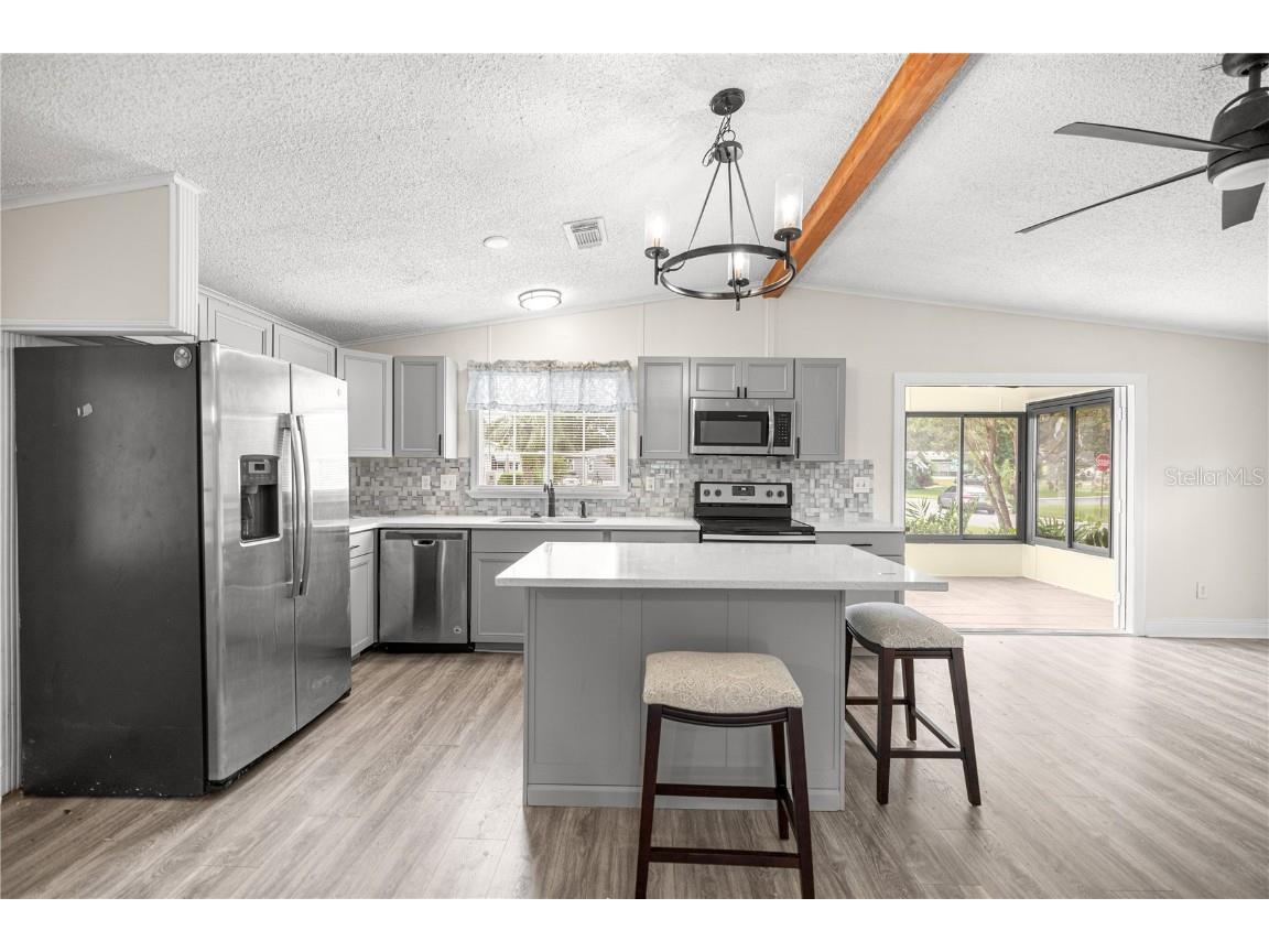 1013 Ann Avenue Lady Lake FL 32159 OM709854 image5