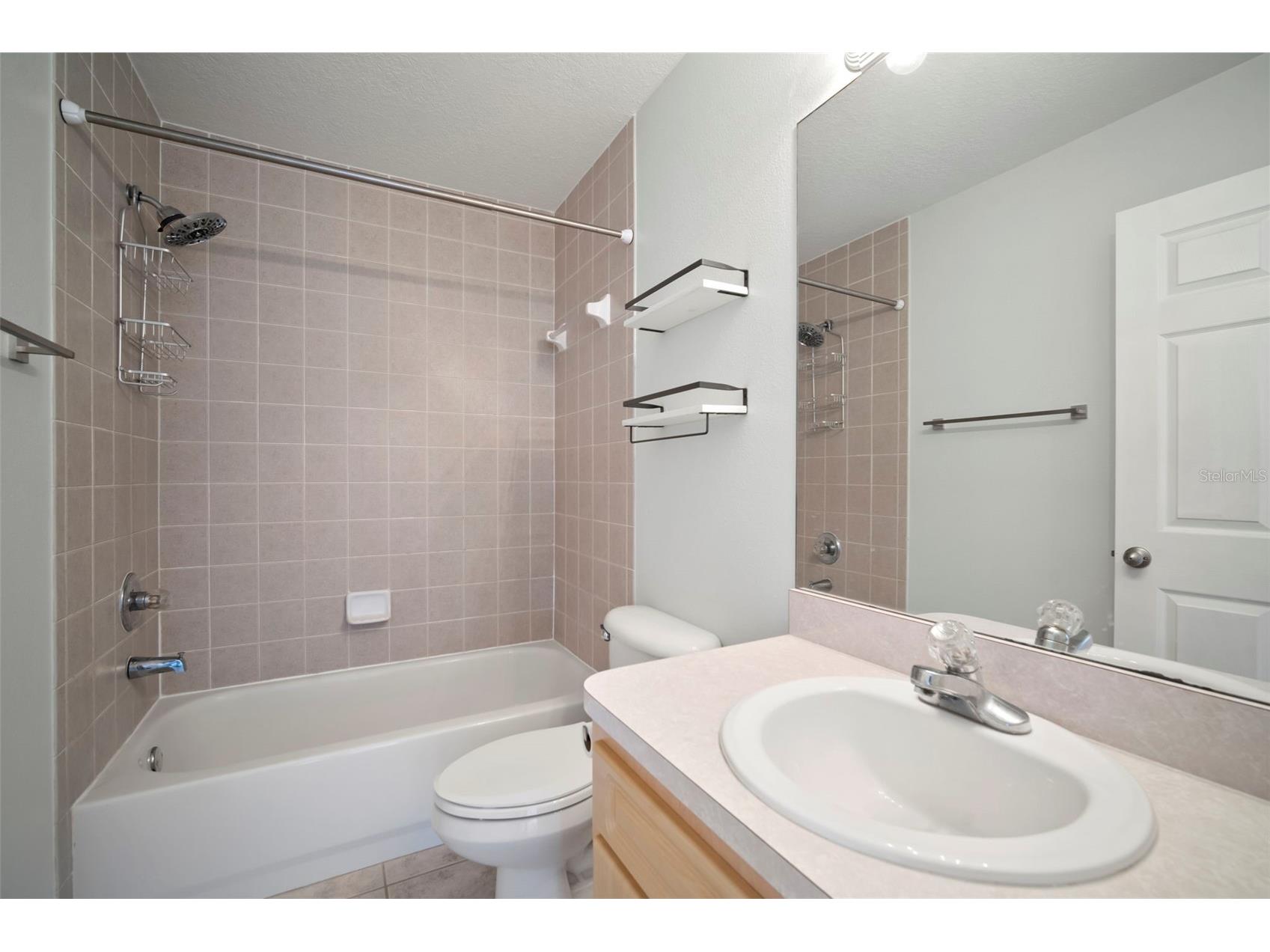 1013 Apollo Beach Boulevard #203 Apollo Beach FL 33572 - TAMPA BAY/GULF OF AMERICA TB8469304 image20