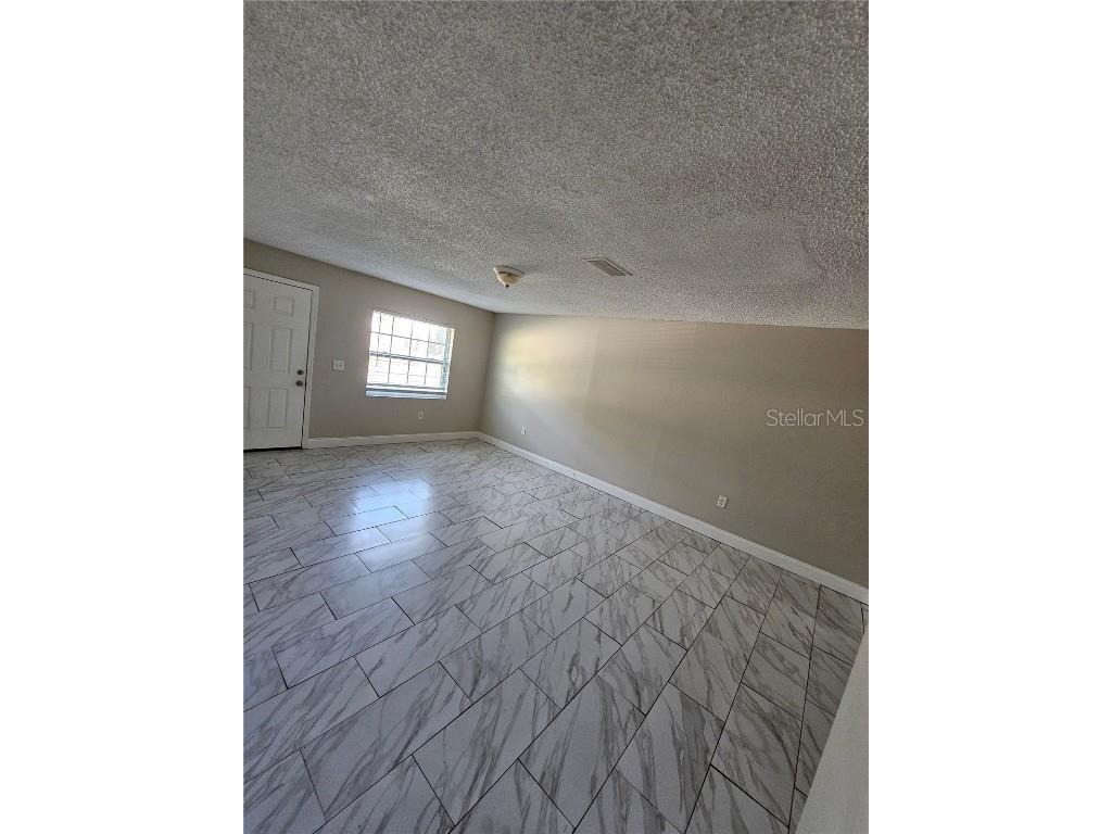 1013 Beecher Street #UNIT 1 Leesburg FL 34748 O6348459 image4