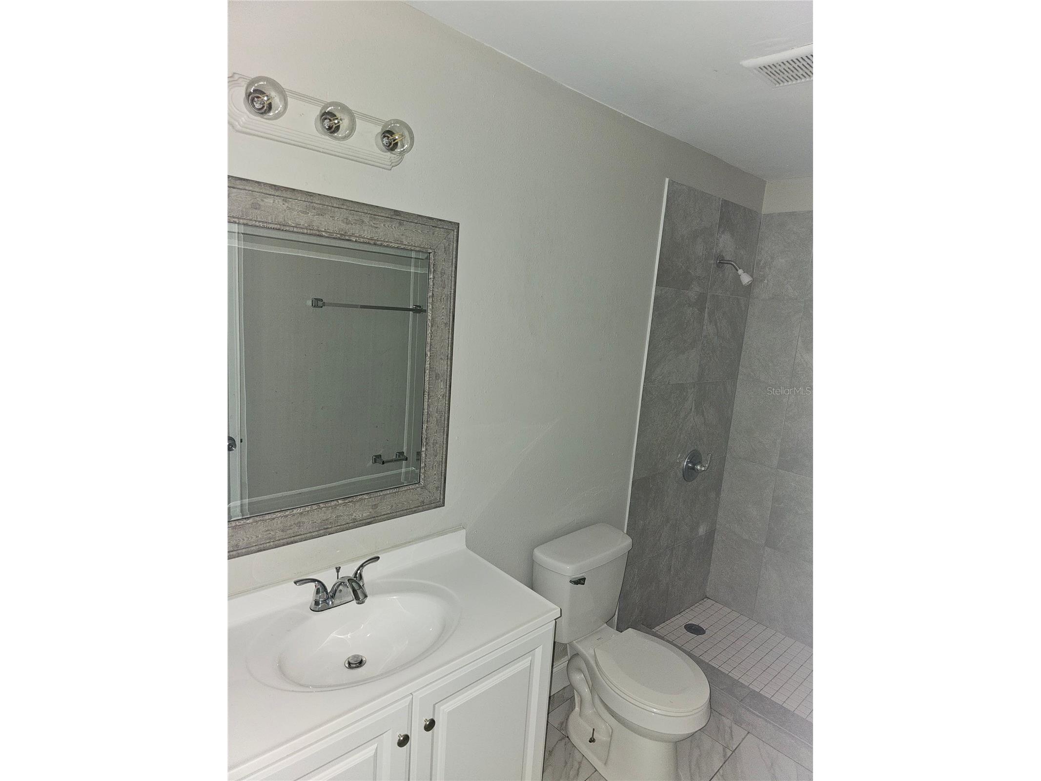1013 Beecher Street #UNIT 1 Leesburg FL 34748 O6411358 image6