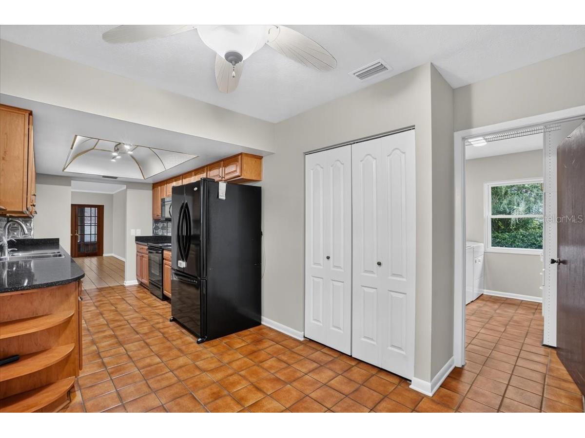 1013 Black Knight Drive Valrico FL 33594 TB8524003 image9