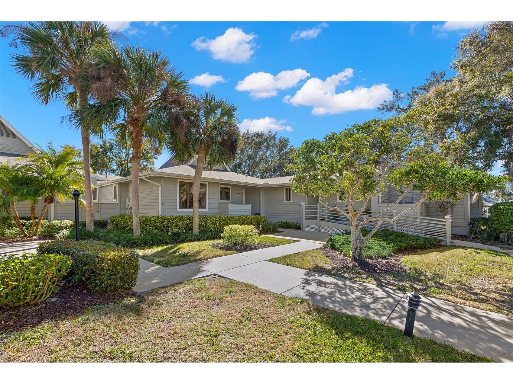 1013 Caravel Court Tarpon Springs FL 34689 TB8470429 image1