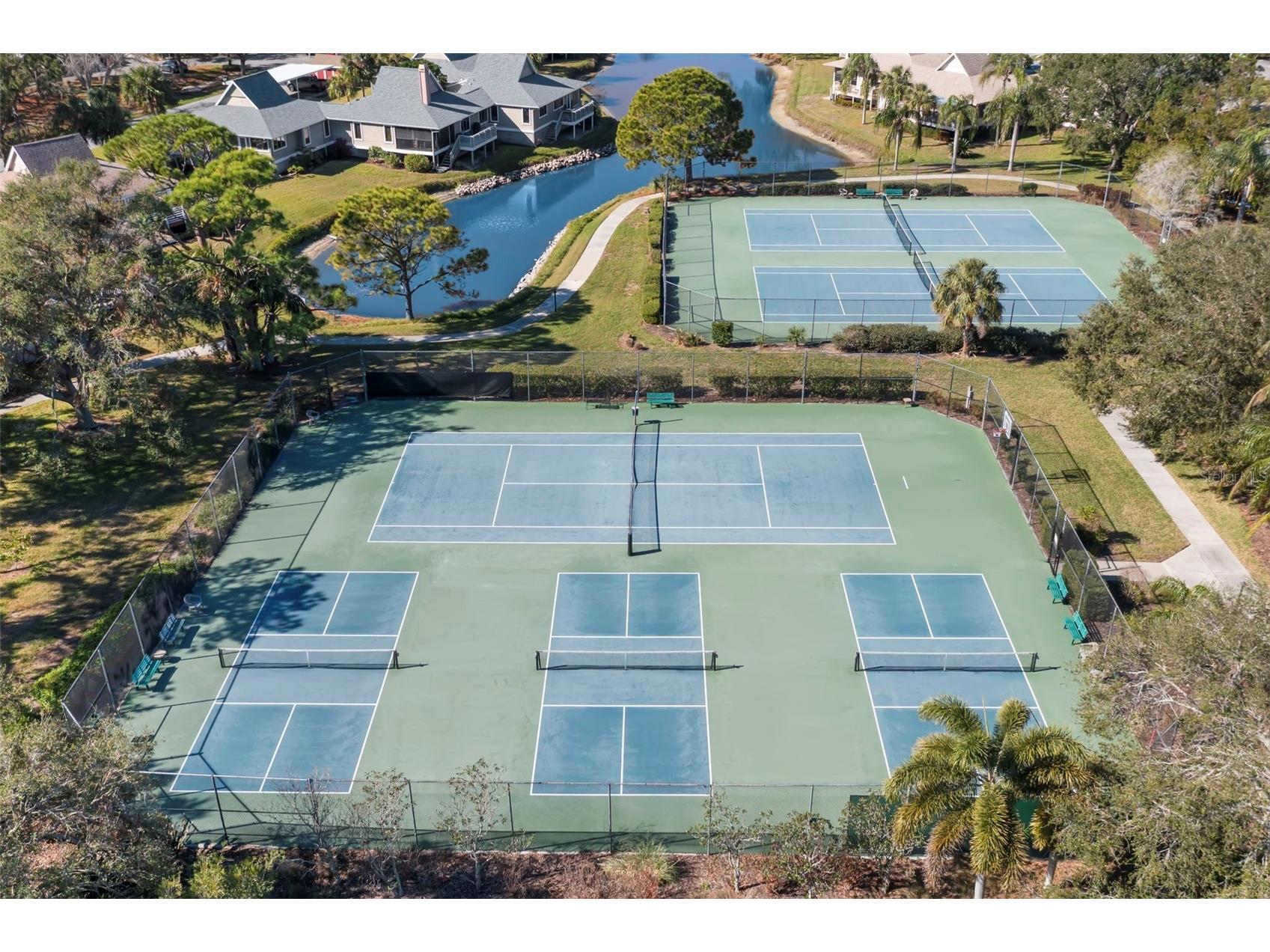 1013 Caravel Court Tarpon Springs FL 34689 TB8470429 image39