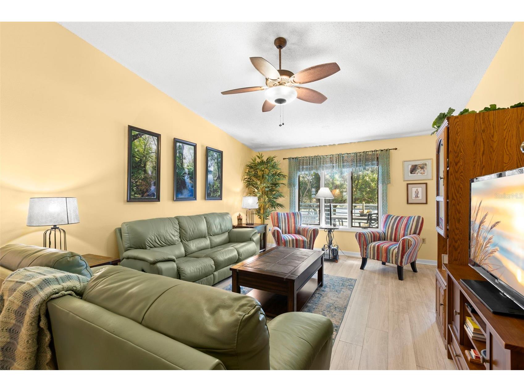 1013 Caravel Court Tarpon Springs FL 34689 TB8470429 image4