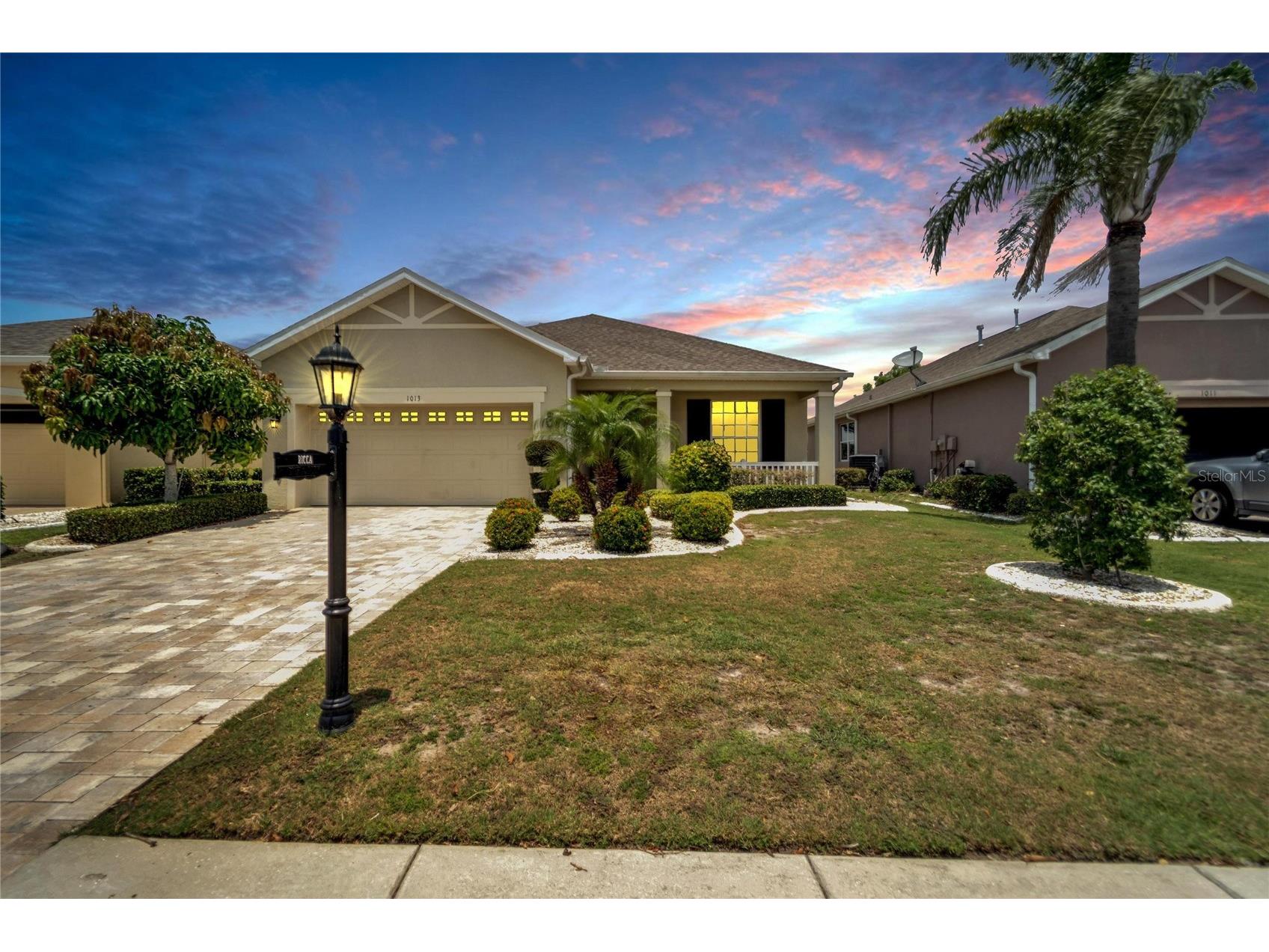 1013 Emerald Dunes Drive Sun City Center FL 33573 TB8484853 image1