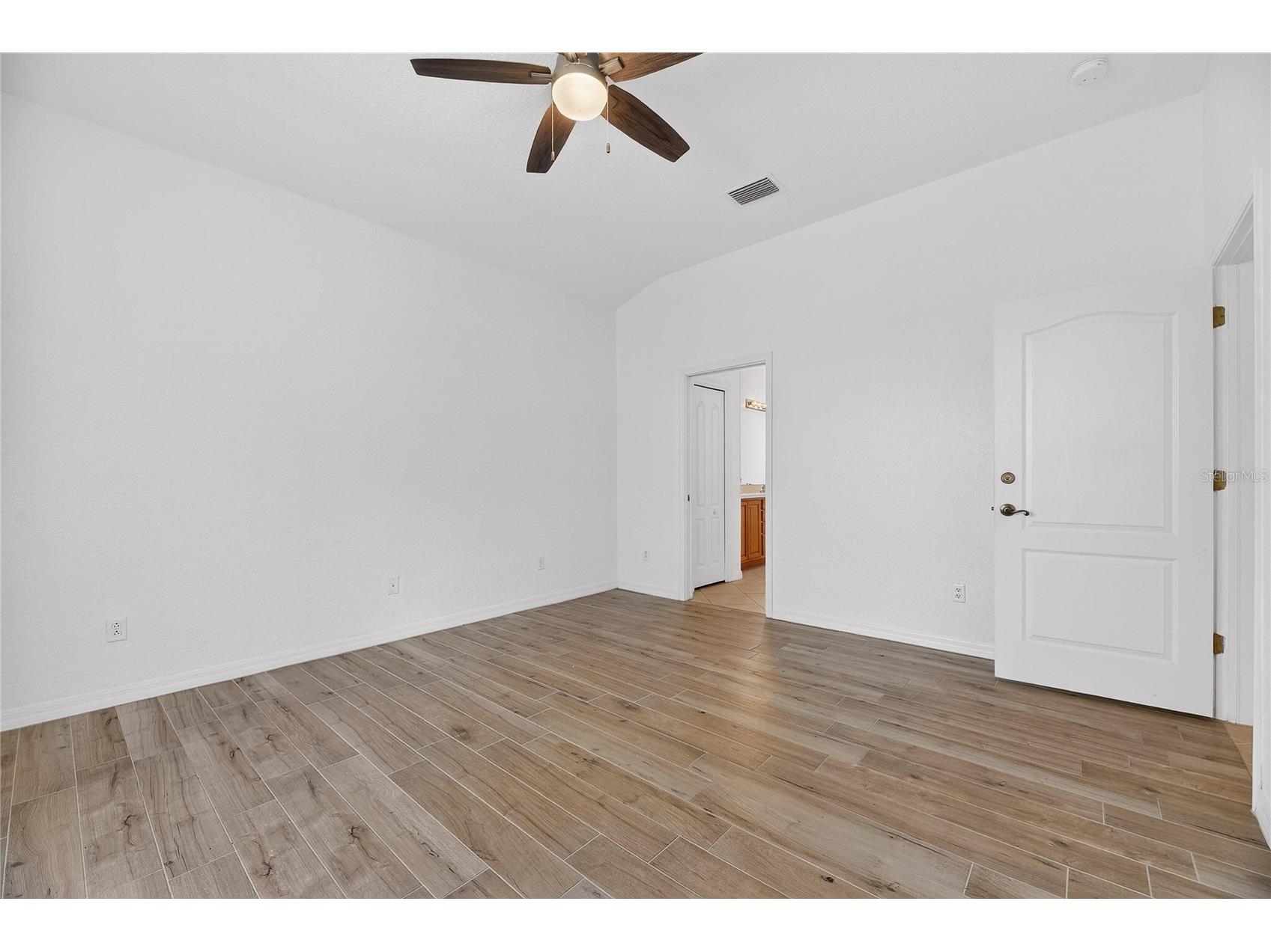 1013 Emerald Dunes Drive Sun City Center FL 33573 TB8484853 image37