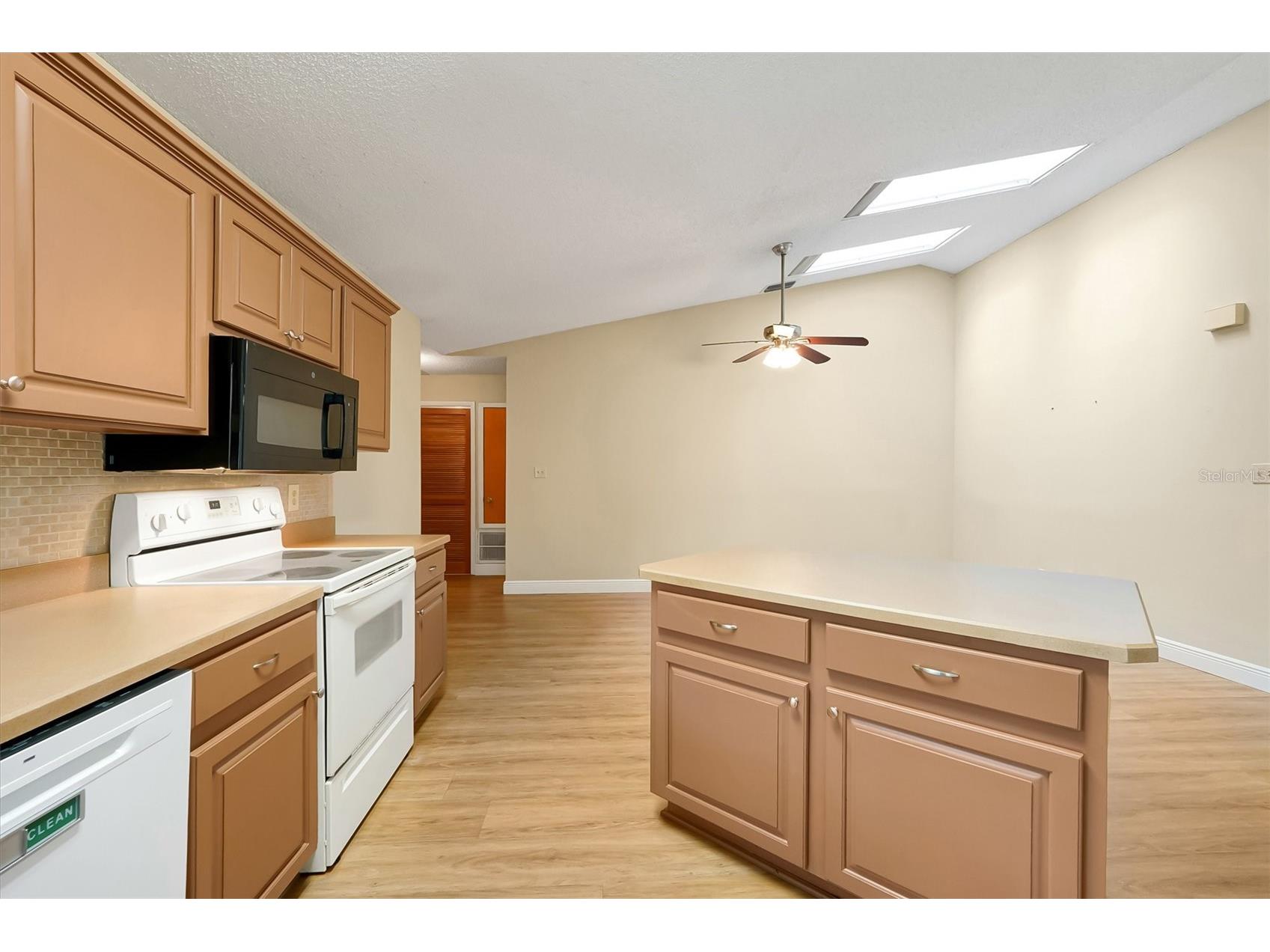 1013 Gammage Point Oviedo FL 32765 O6407077 image13