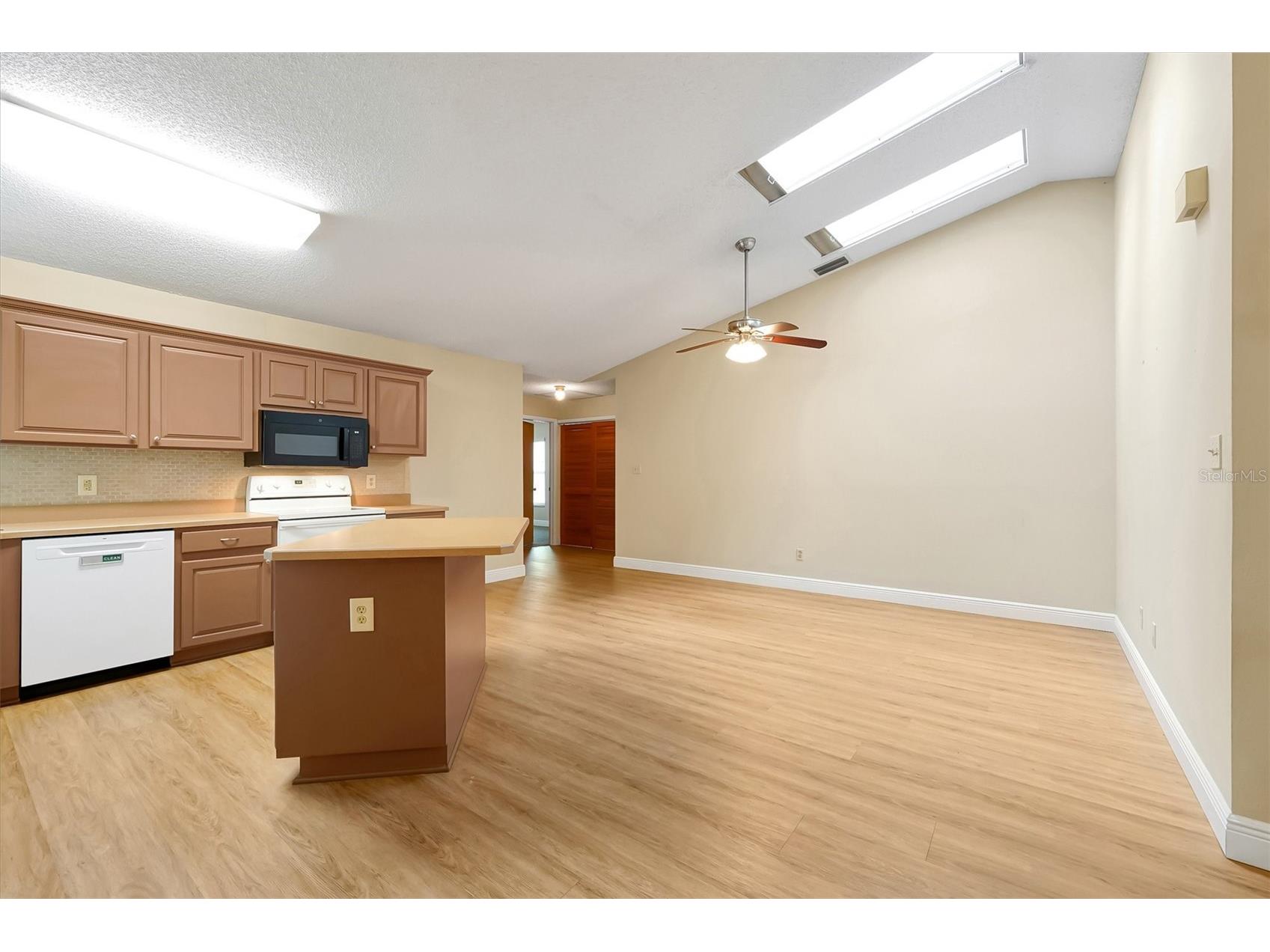 1013 Gammage Point Oviedo FL 32765 O6407077 image15