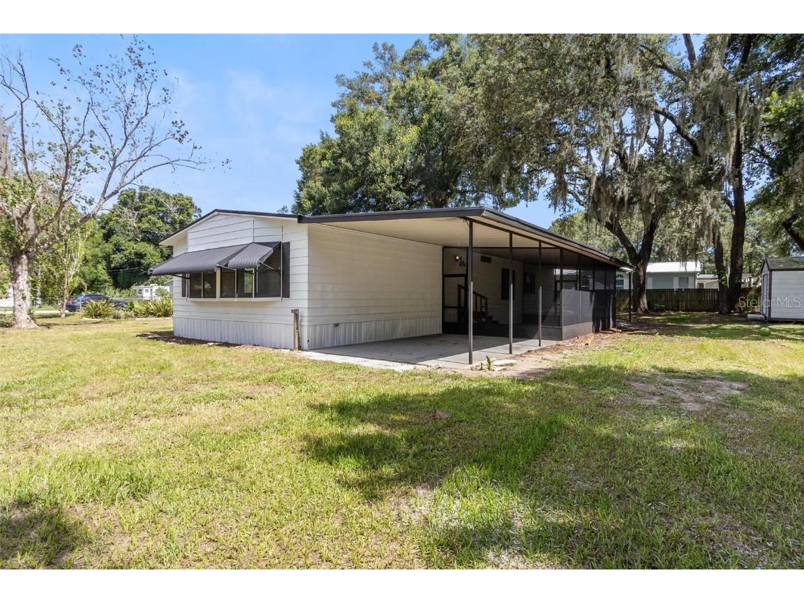 1013 Lianne Place Seffner FL 33584 T3444844 image1