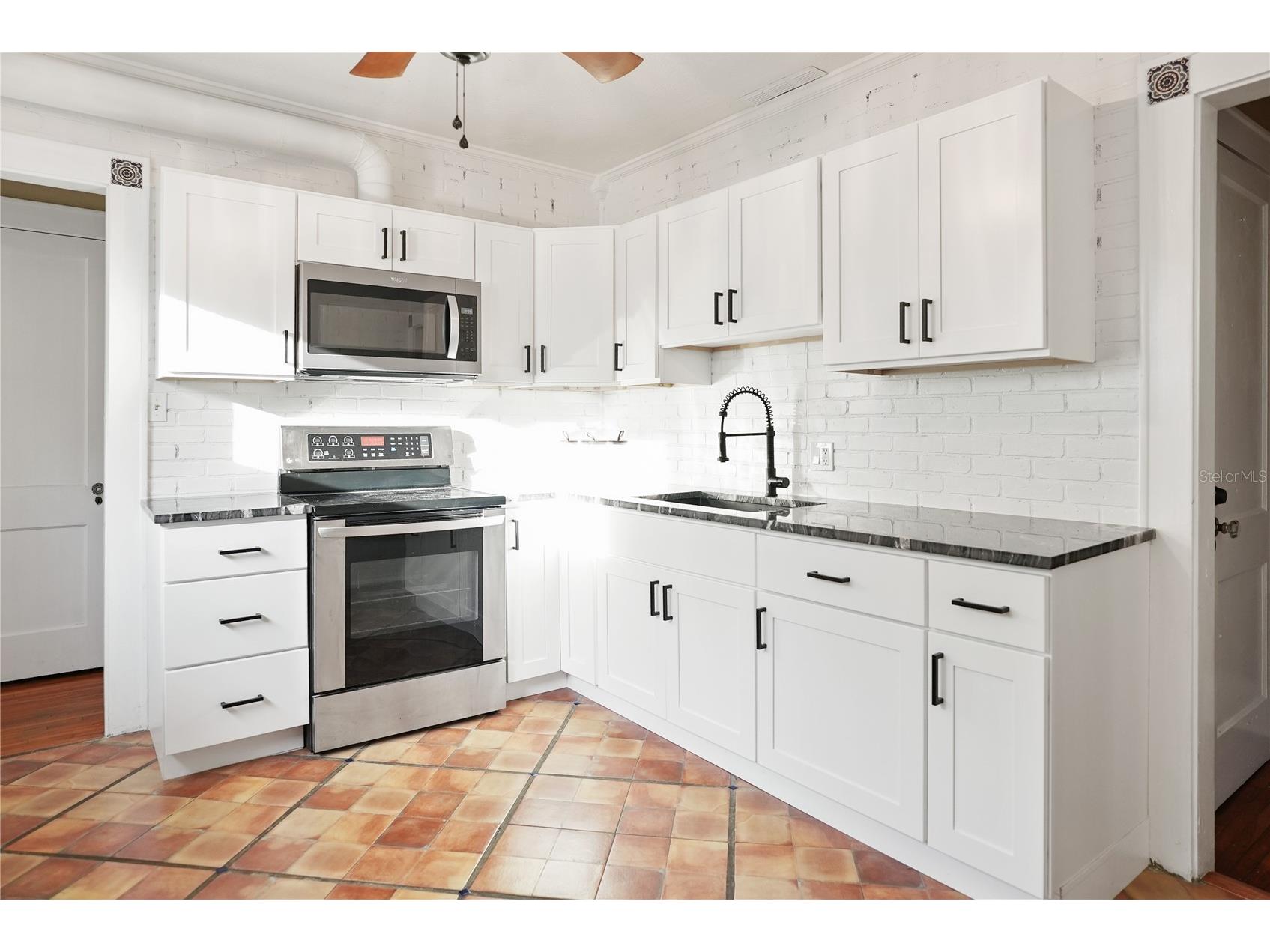 1013 Magnolia Drive Clearwater FL 33756 C7520606 image4