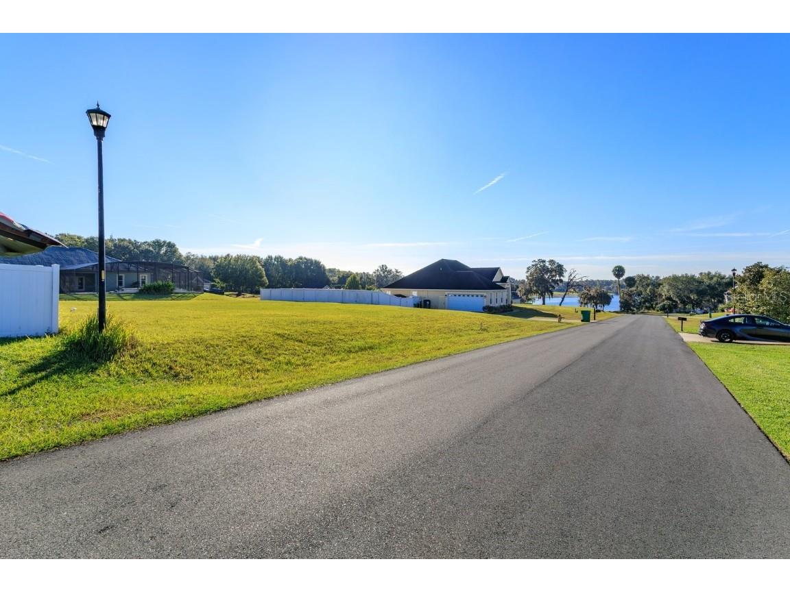 1013 Myrtle Breezes Court Fruitland Park FL 34731 O6364717 image1