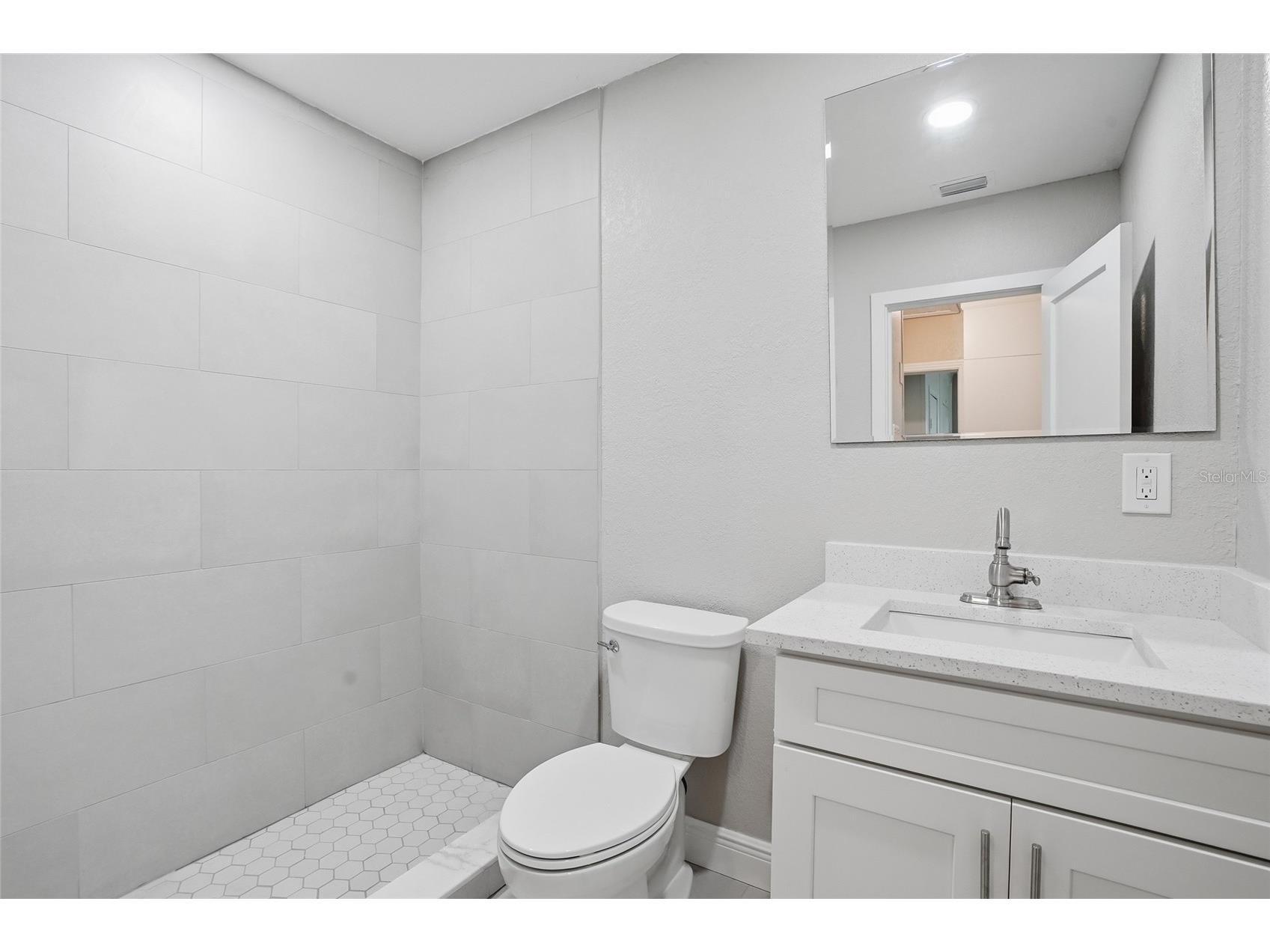 1013 N Bask Drive Tampa FL 33603 TB8507350 image22