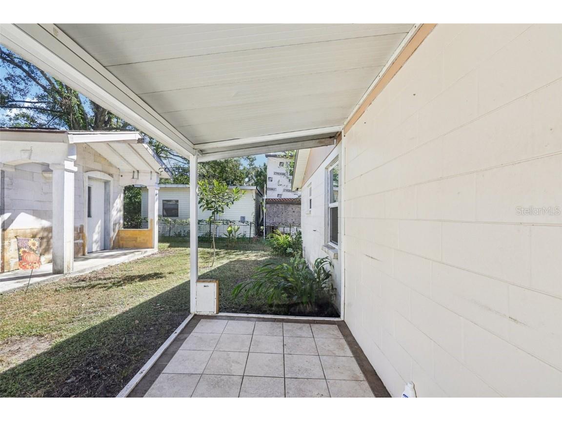 1013 Oakhill Street Seffner FL 33584 TB8436953 image34