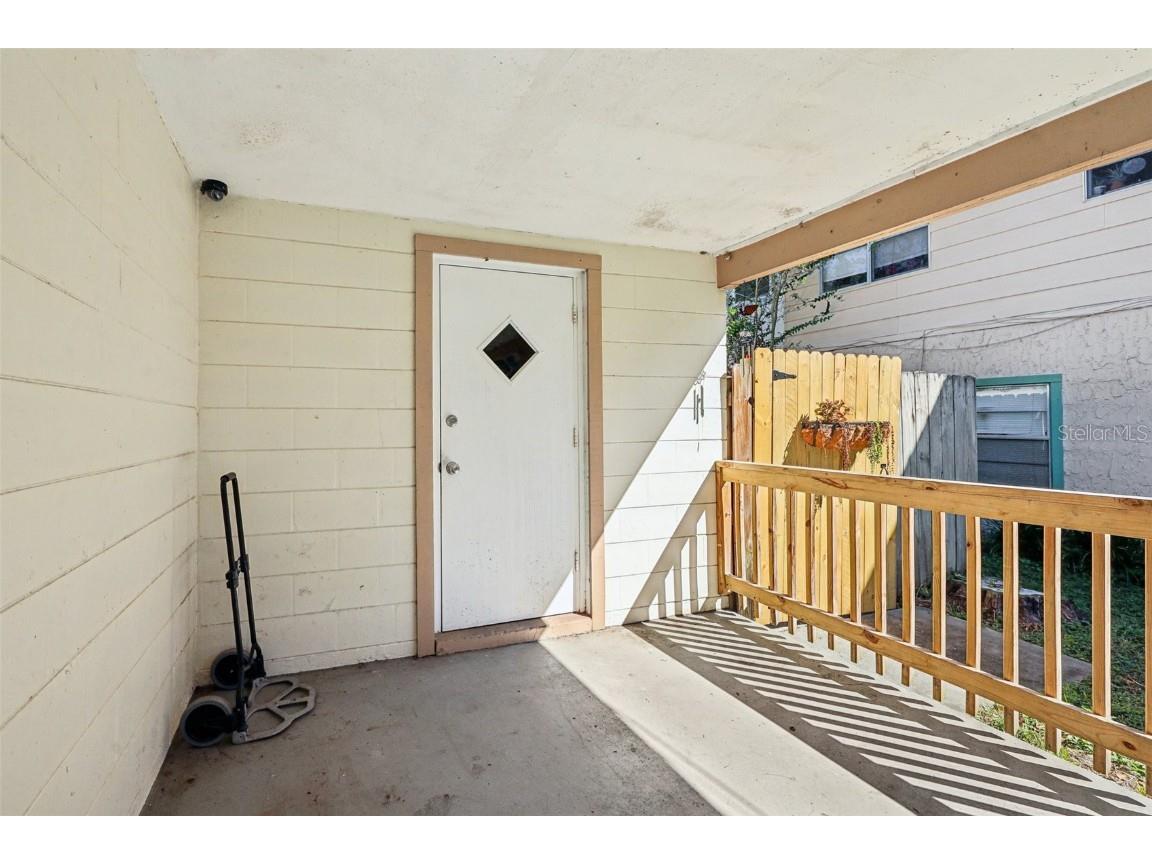 1013 Oakhill Street Seffner FL 33584 TB8436953 image7