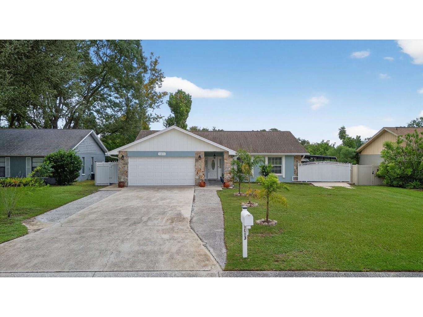 1013 Ridgefield Drive Valrico FL 33594 TB8423321 image1