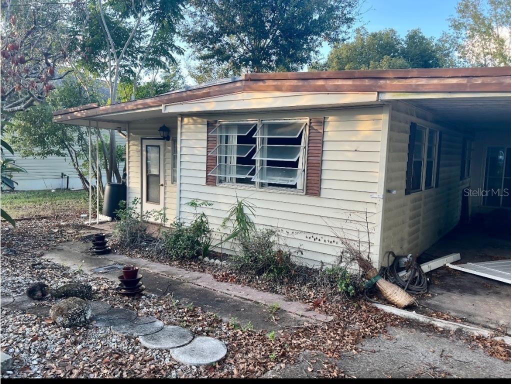 1013 Vermont Avenue Lady Lake FL 32159 OM689415 image1