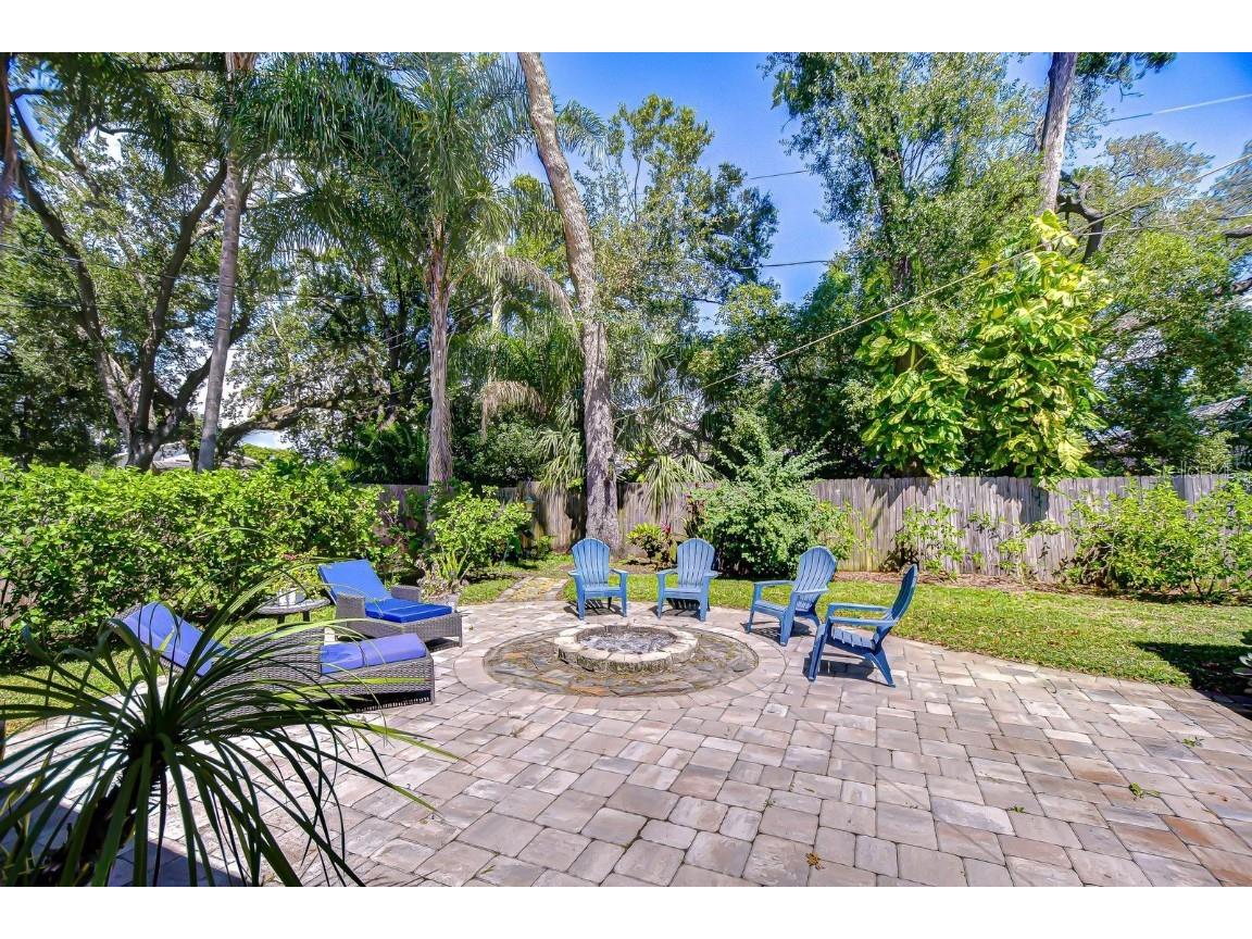 1013 W Berry Avenue Tampa FL 33603 TB8434125 image17