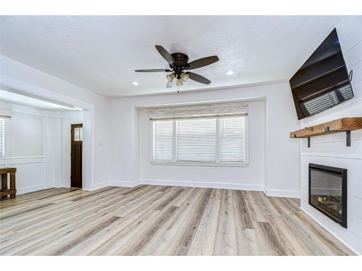 1013 W Berry Avenue Tampa FL 33603 TB8434125 image31