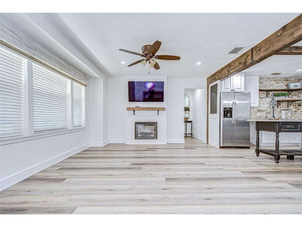 1013 W Berry Avenue Tampa FL 33603 TB8434125 image33