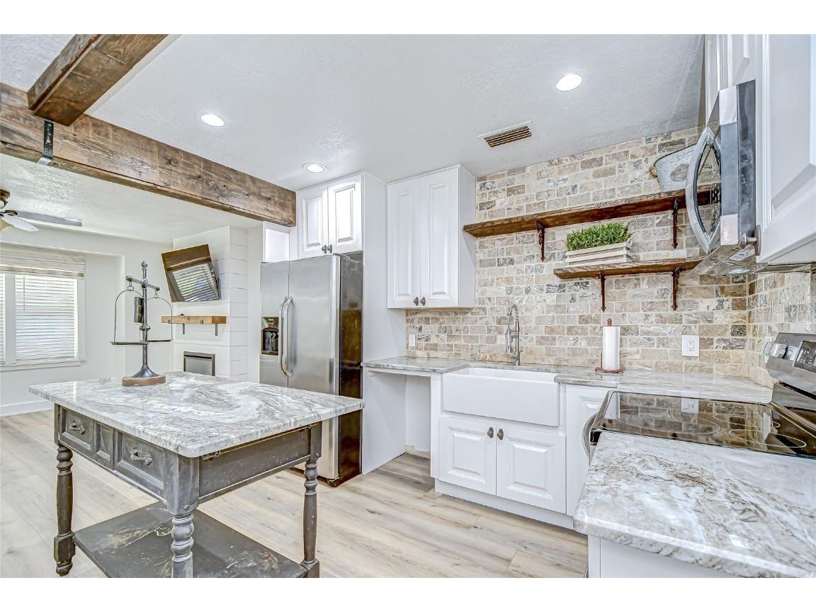 1013 W Berry Avenue Tampa FL 33603 TB8434125 image40