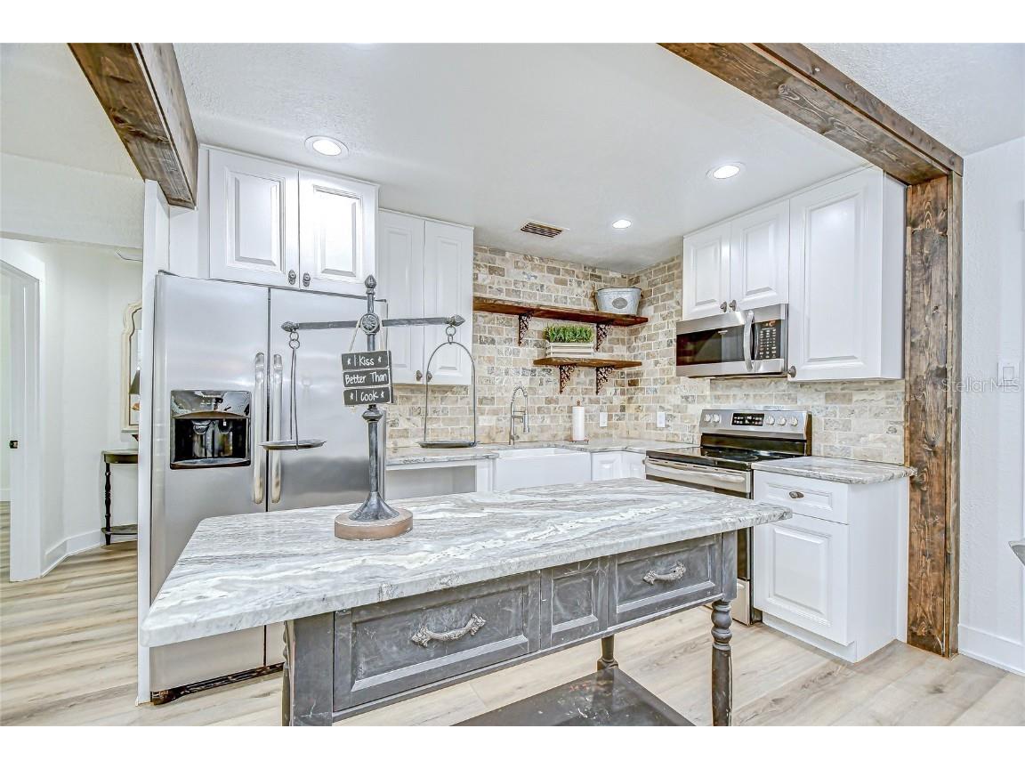 1013 W Berry Avenue Tampa FL 33603 TB8434125 image42